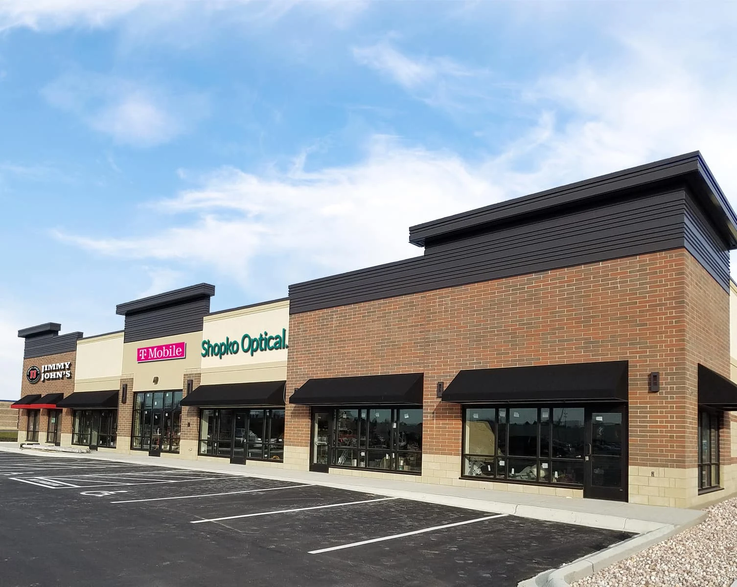 Multi-Tenant Retail Strip Roofing in Springfield, MO Multi-Tenant Retail Strip Roofing in Springfield, MO